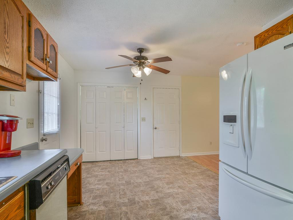 3778 Cherokee Road Jonesborough, TN 37659 - Photo 14 of 32 Photo 14
