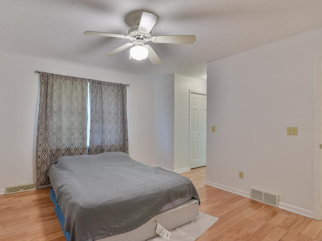 3778 Cherokee Road Jonesborough, TN 37659 - Photo 17 of 32 Photo 17