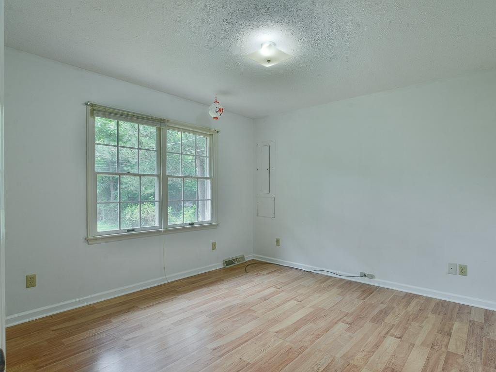 3778 Cherokee Road Jonesborough, TN 37659 - Photo 20 of 32 Photo 20