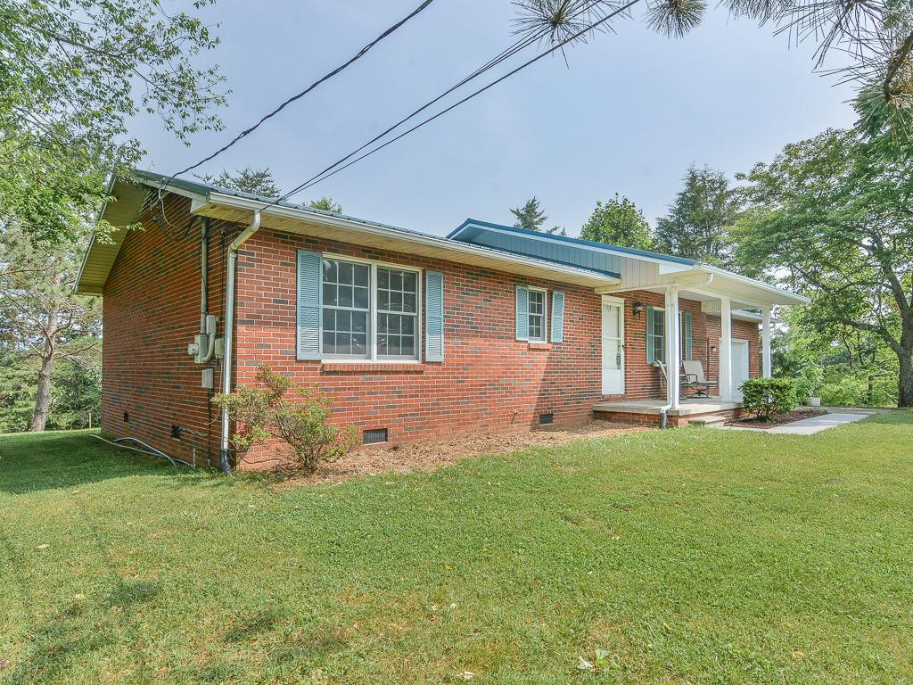 3778 Cherokee Road Jonesborough, TN 37659 - Photo 2 of 32 Photo 2