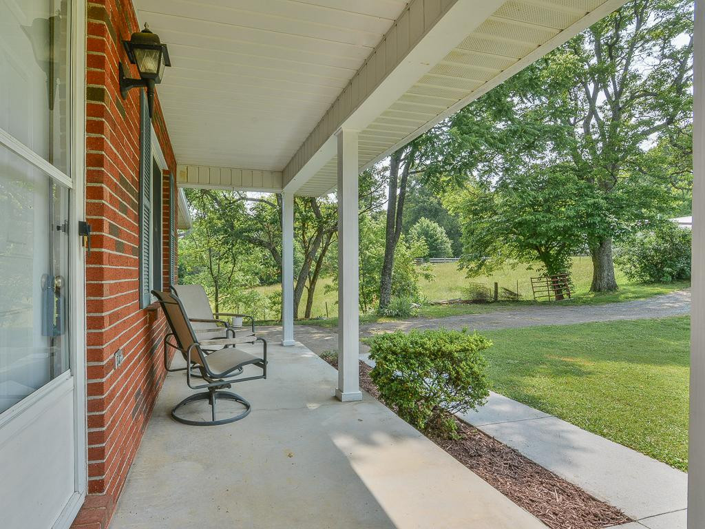 3778 Cherokee Road Jonesborough, TN 37659 - Photo 4 of 32 Photo 4