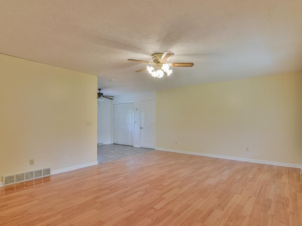 3778 Cherokee Road Jonesborough, TN 37659 - Photo 6 of 32 Photo 6