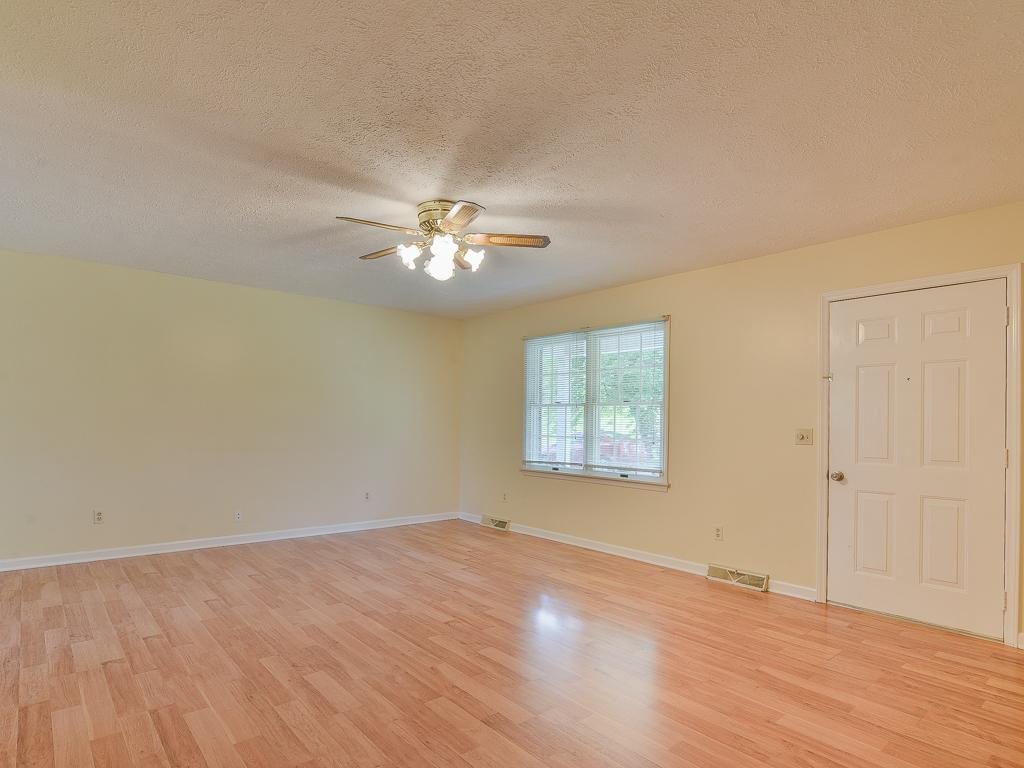 3778 Cherokee Road Jonesborough, TN 37659 - Photo 7 of 32 Photo 7