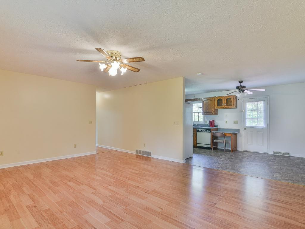 3778 Cherokee Road Jonesborough, TN 37659 - Photo 9 of 32 Photo 9