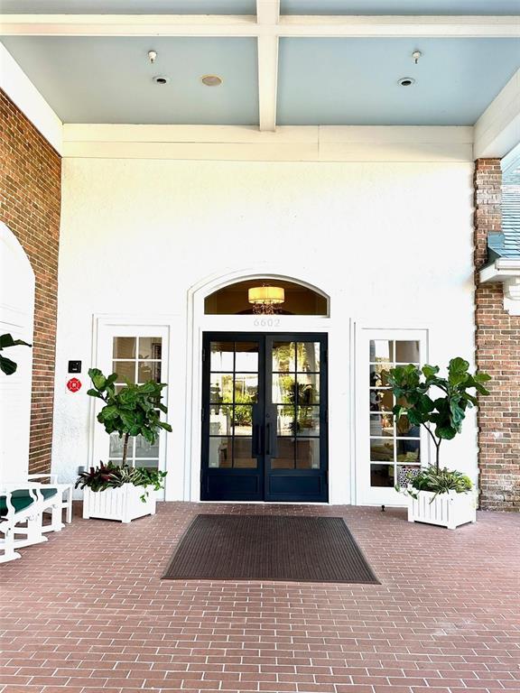 6710 Pleasant Hill Road Bradenton, FL 34203 - Photo 51 of 72 a view of a building with a outdoor space