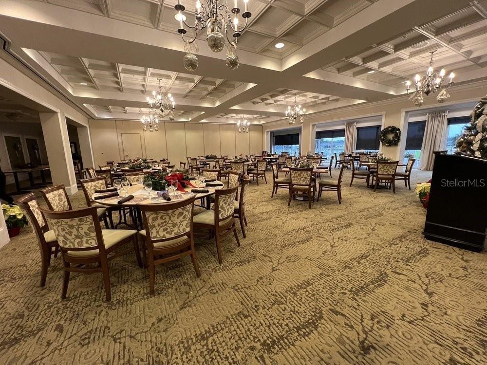 6710 Pleasant Hill Road Bradenton, FL 34203 - Photo 55 of 72 a view of a dining room with furniture