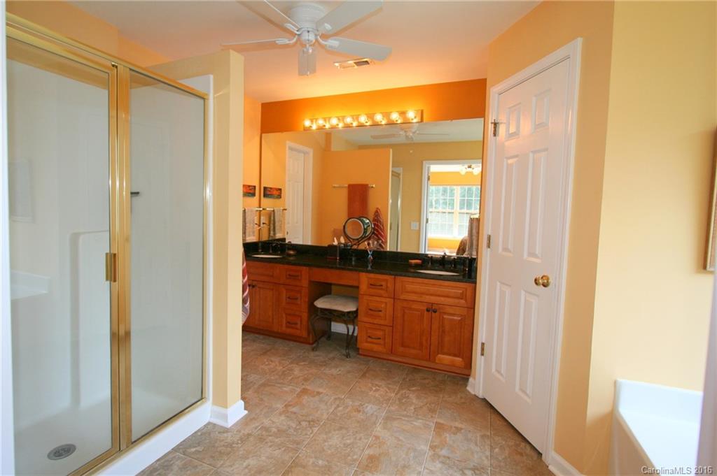 412 River Banks Road Matthews, NC 28105 - Photo 14 of 24 Gallery Image 14