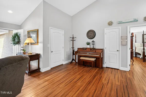 $589,000 | 410 Garden Meadow Drive, Greeneville, TN 37745