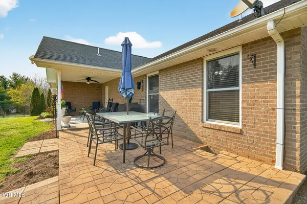 $589,000 | 410 Garden Meadow Drive, Greeneville, TN 37745