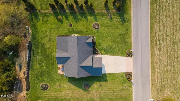 $589,000 | 410 Garden Meadow Drive, Greeneville, TN 37745