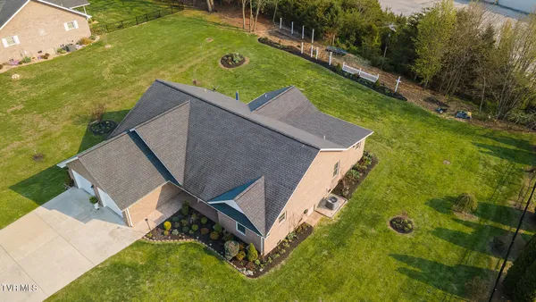 $589,000 | 410 Garden Meadow Drive, Greeneville, TN 37745