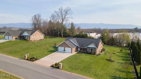 $589,000 | 410 Garden Meadow Drive, Greeneville, TN 37745