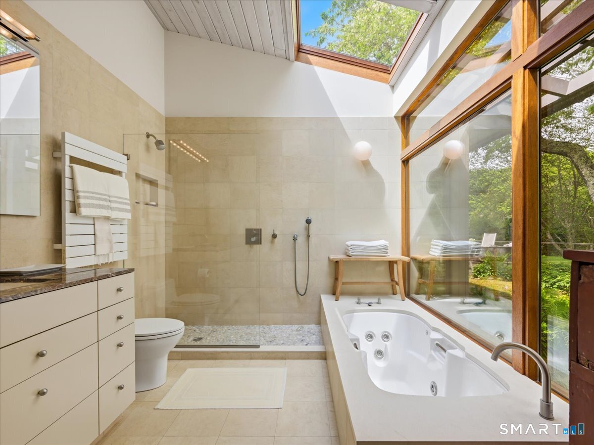 111 Tipping Rock Road Stonington, CT 06378 - Photo 16 of 40 Primary Bath and Jacuzzi