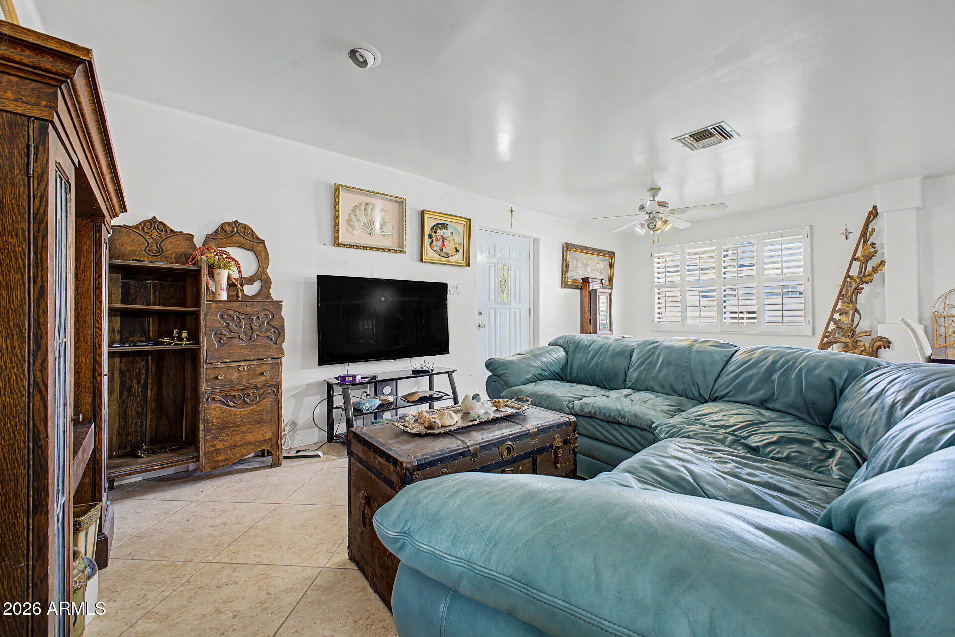 1229 East Mercer Lane Phoenix, AZ 85020 - Photo 8 of 34