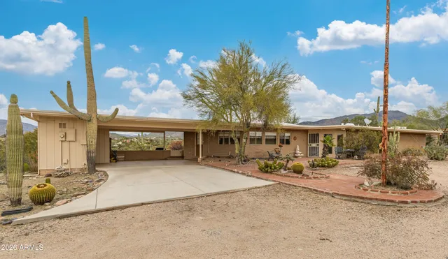 $900,000 | 6535 East Lone Mountain Road North, Cave Creek, AZ 85331