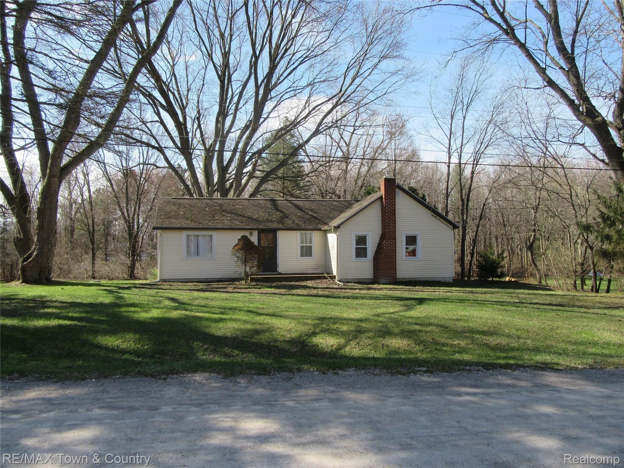 9063 Coldwater Road Flushing, MI 48433 - Photo 12 of 12 cold exter last.JPG
