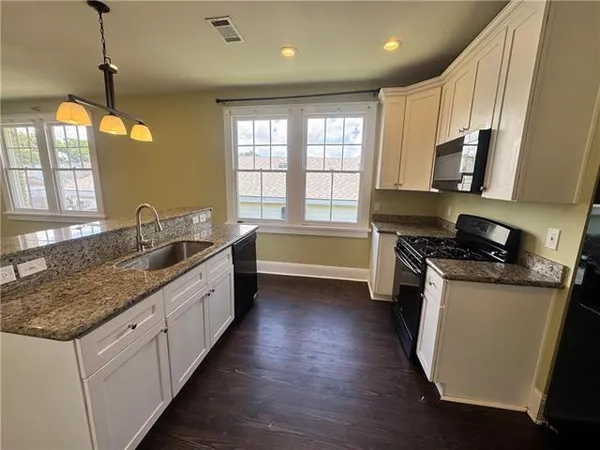 $1,500 | 2425 Jonquil Street, New Orleans, LA 70122
