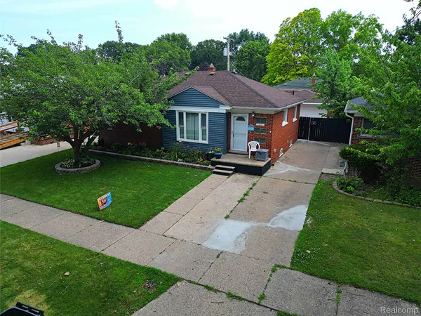 $279,900 | 18785 Dale Avenue, Allen Park, MI 48101