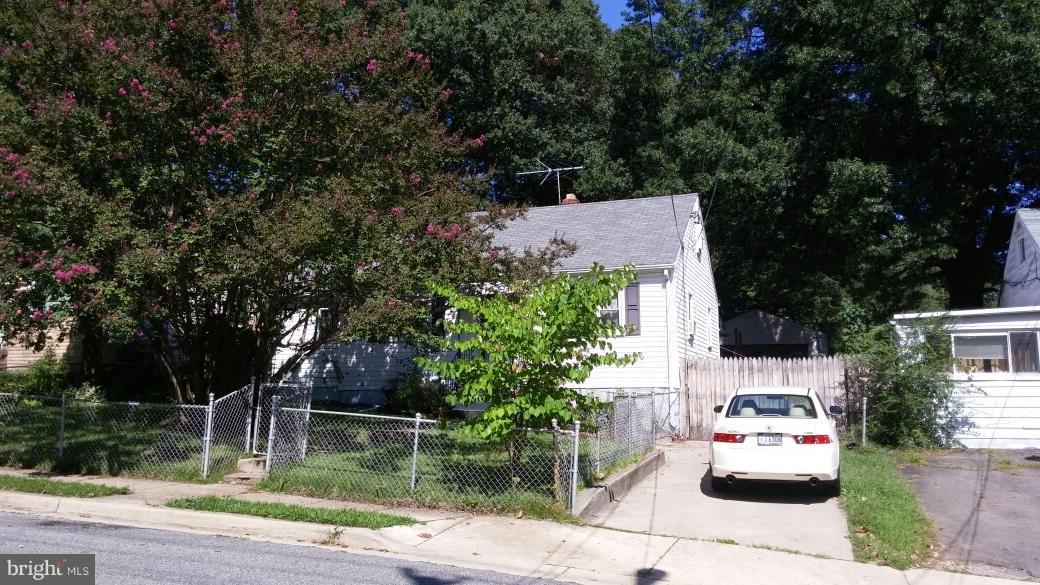 7724 Emerson Road Hyattsville, MD 20784 - Photo 5 of 12 Front Street View