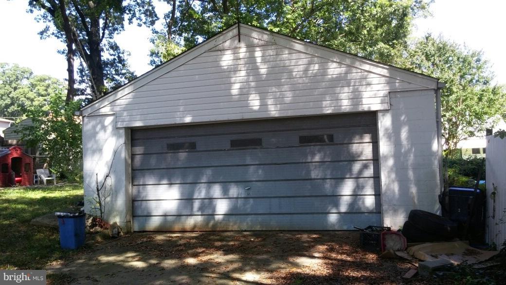 7724 Emerson Road Hyattsville, MD 20784 - Photo 8 of 12 Rear Garage