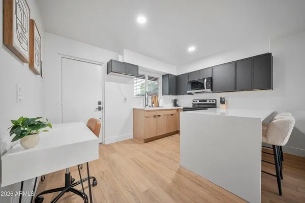 $1,550 | 3110 North 37th Street, Unit 7, Phoenix, AZ 85018