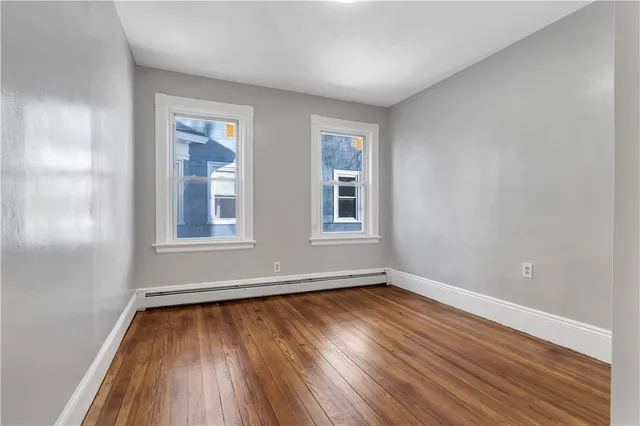 $1,700 | 352 Orms Street, Unit 2, Providence, RI 02908