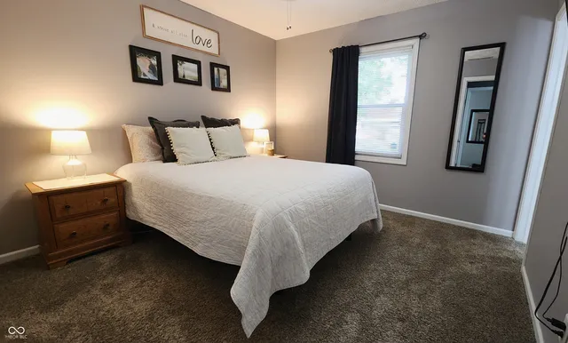 $230,000 | 700 Commercial Street, Veedersburg, IN 47987