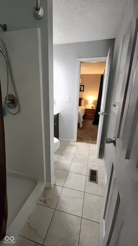 $230,000 | 700 Commercial Street, Veedersburg, IN 47987