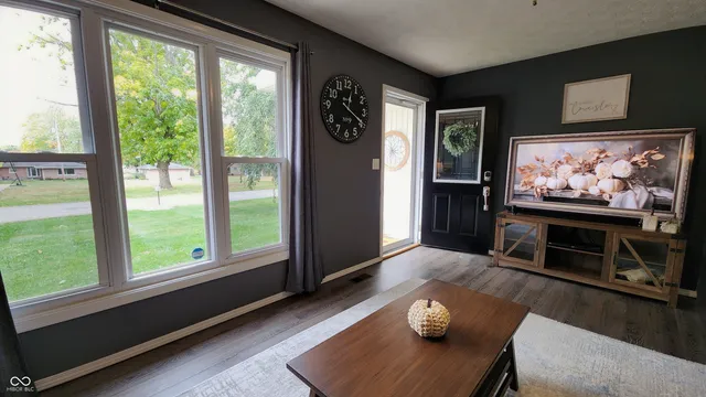 $230,000 | 700 Commercial Street, Veedersburg, IN 47987