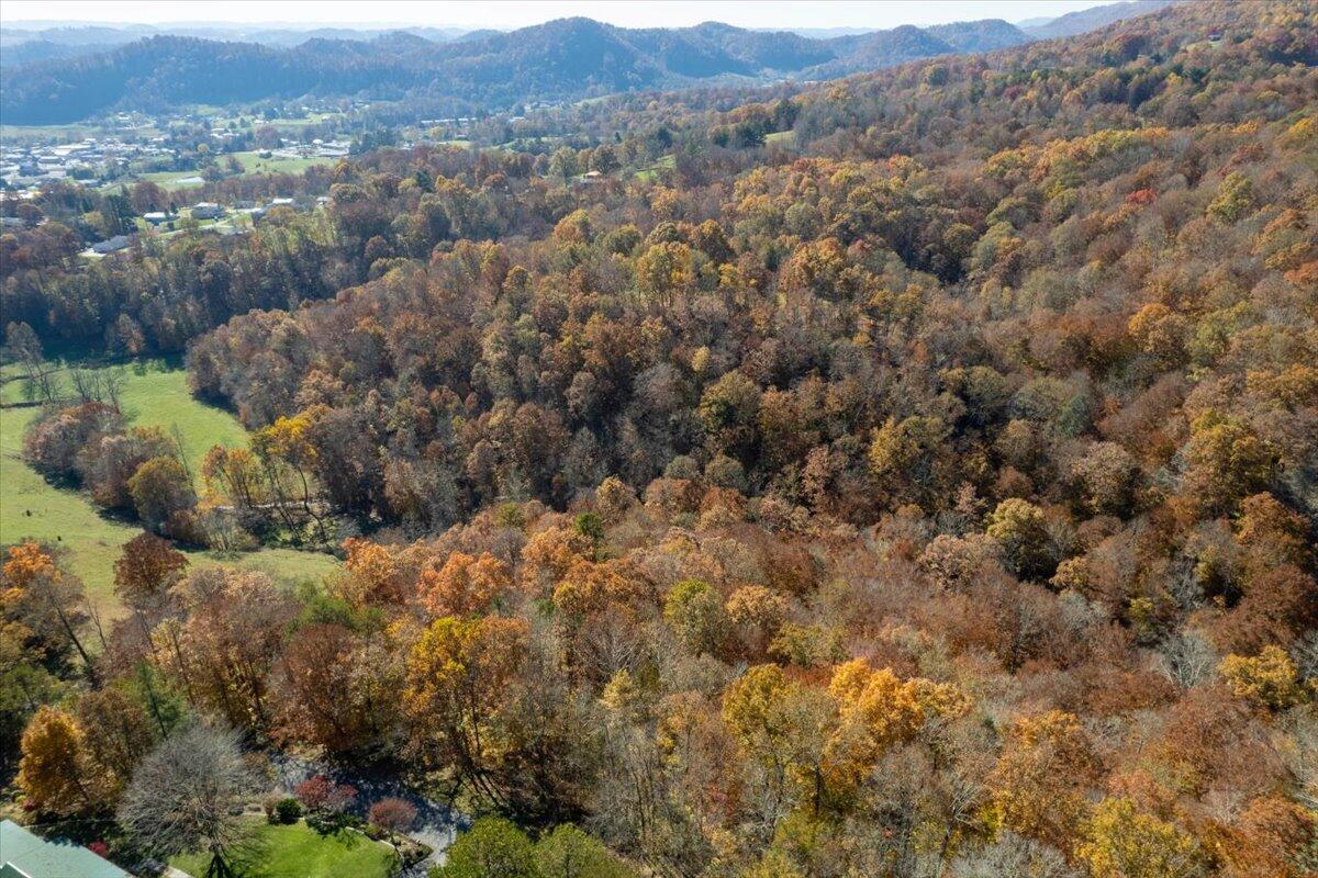 622 Jones Road Sneedville, TN 37869 - Photo 23 of 73 32-JonesRD-28