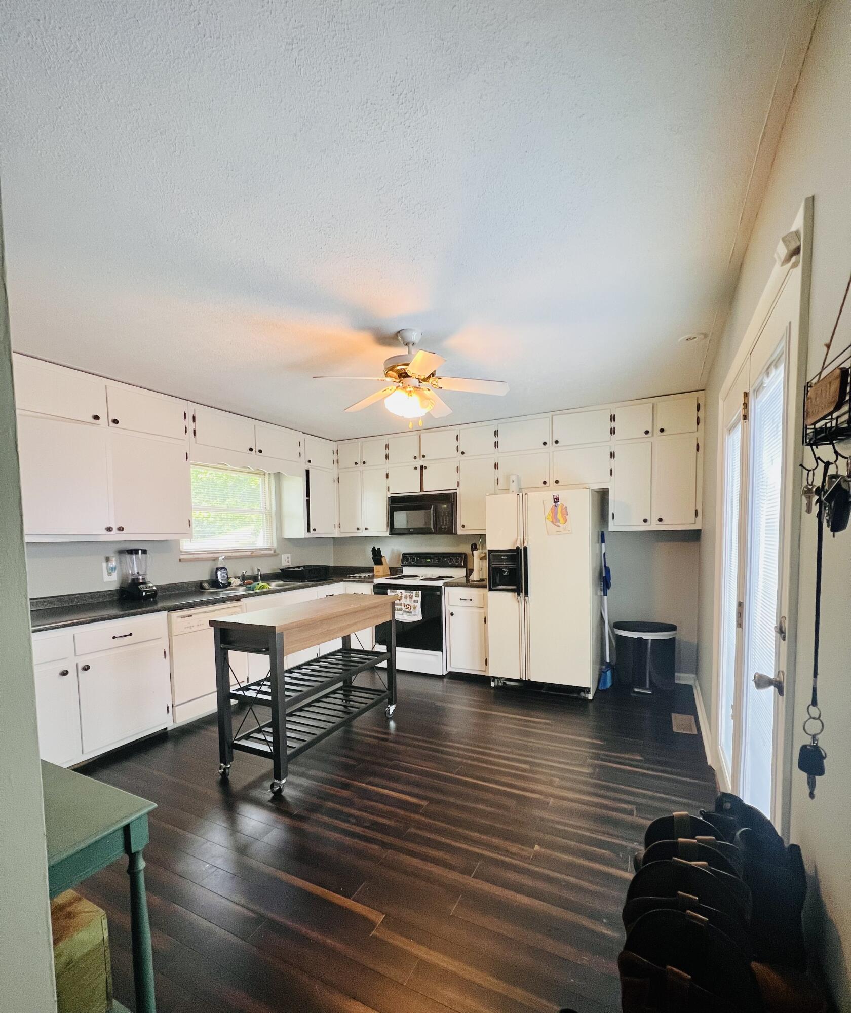 622 Jones Road Sneedville, TN 37869 - Photo 44 of 73 78D1EC12-7B10-4BAA-86DB-F1B8971987FC_1_2