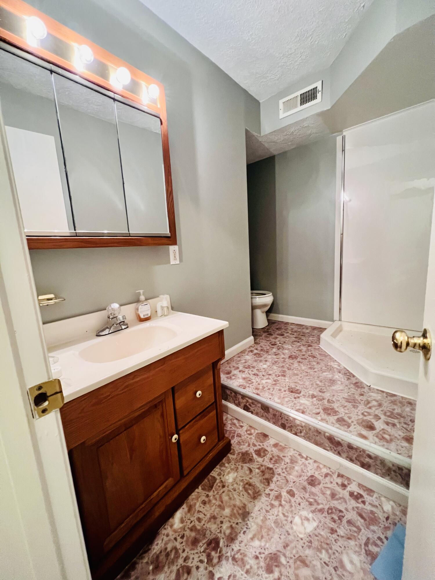 622 Jones Road Sneedville, TN 37869 - Photo 64 of 73 D21E2017-CFE3-4FE4-B9BF-E625A41AFE81_1_2