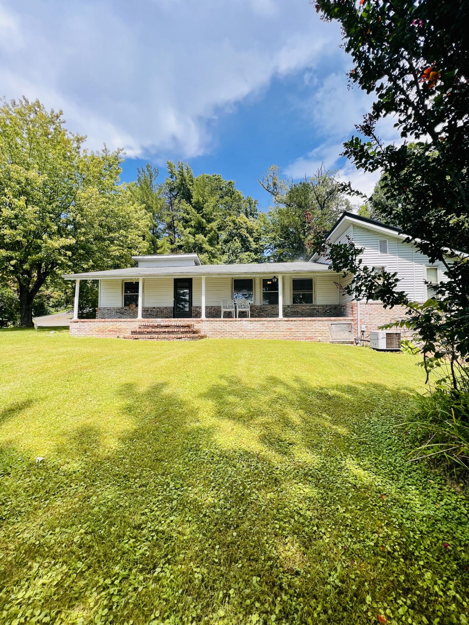 622 Jones Road Sneedville, TN 37869 - Photo 70 of 73 C467D3C1-4F97-4D67-84B3-D2058DED19E4_1_2