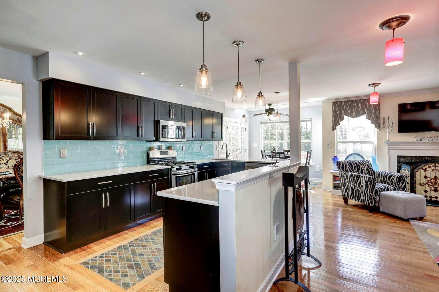 6 Diamond Lane Howell, NJ 07731 - Photo 4 of 78 Beautiful Floors