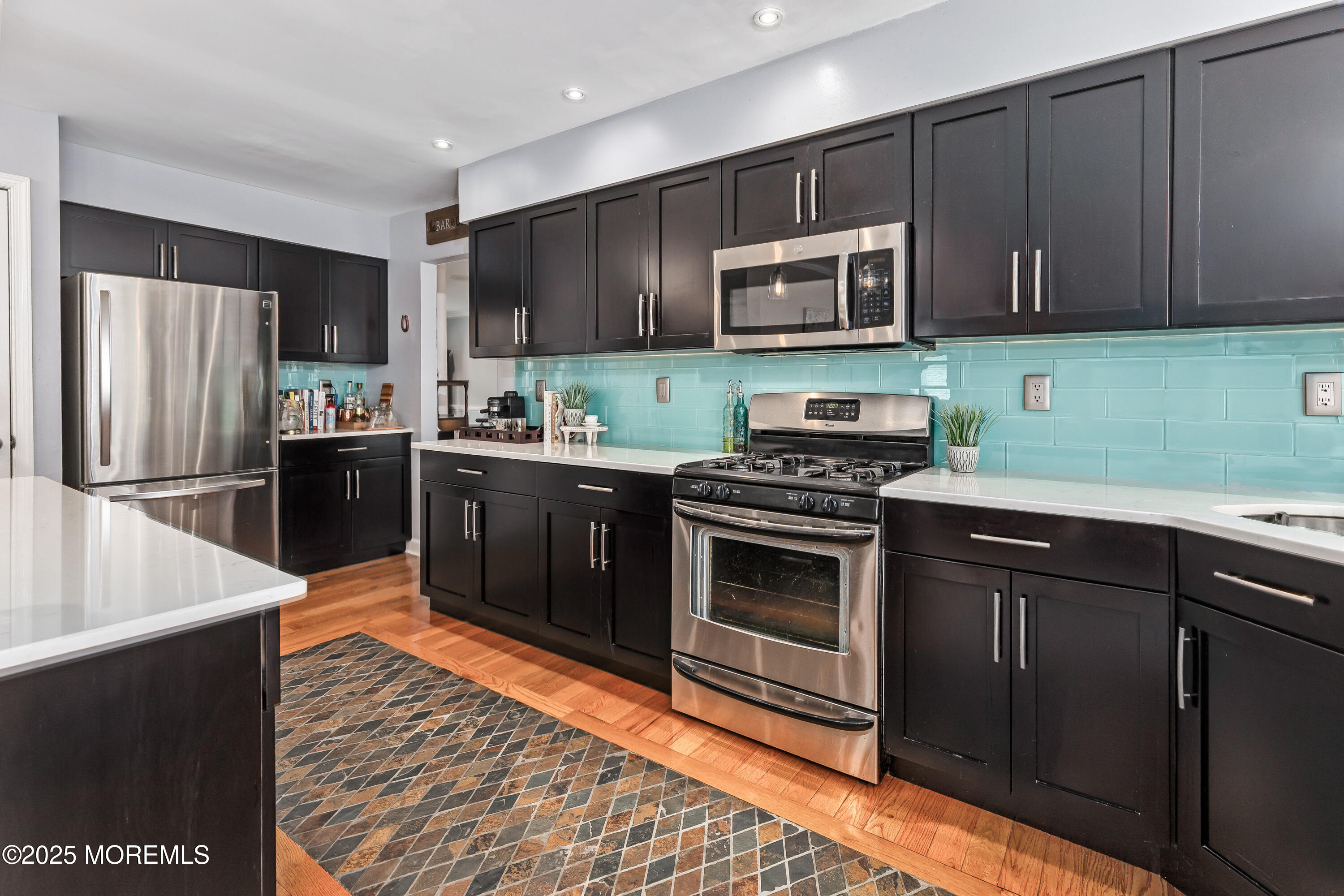 6 Diamond Lane Howell, NJ 07731 - Photo 5 of 78 6 DIAMOND LANE -15