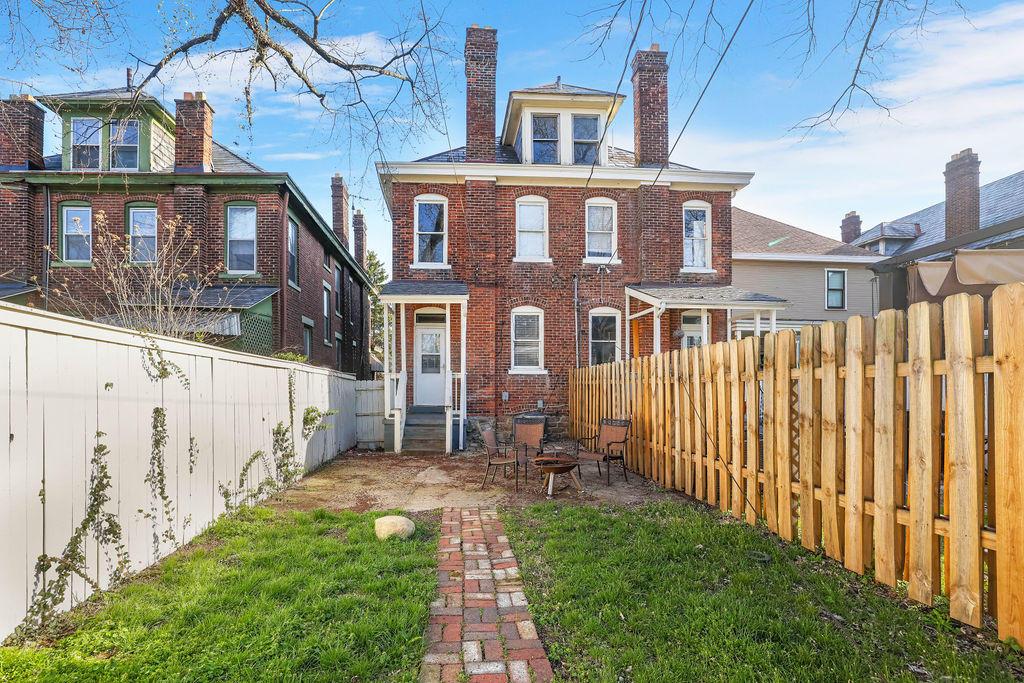 1518 Bryden Road, Unit 1520 Columbus, OH 43205 - Photo 36 of 43 Gallery Image 36