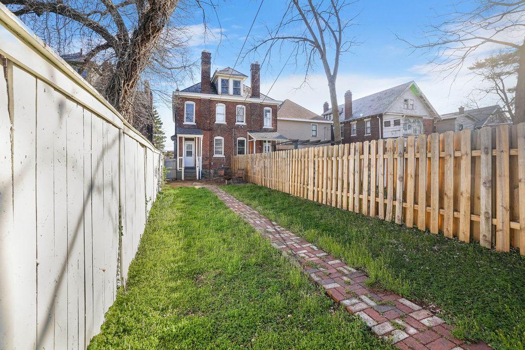 1518 Bryden Road, Unit 1520 Columbus, OH 43205 - Photo 37 of 43 Gallery Image 37