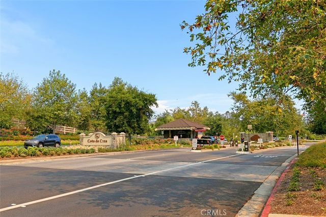 $1,349,000 | 23442 Via Codorniz, Coto de Caza, CA 92679