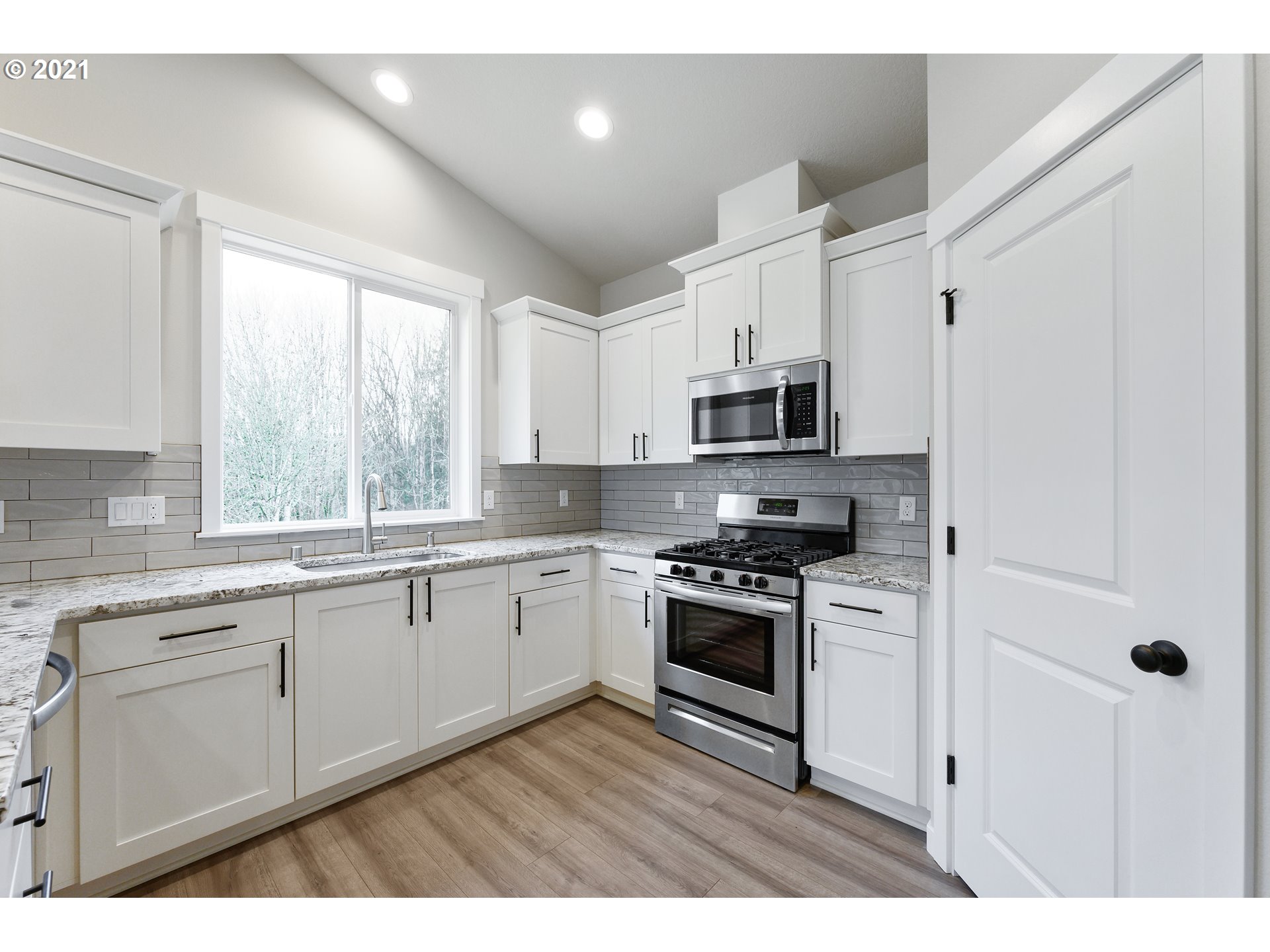 2539 South 10th Street, Unit LT36 Ridgefield, WA 98642 - Photo 4 of 10 Gallery Image 4