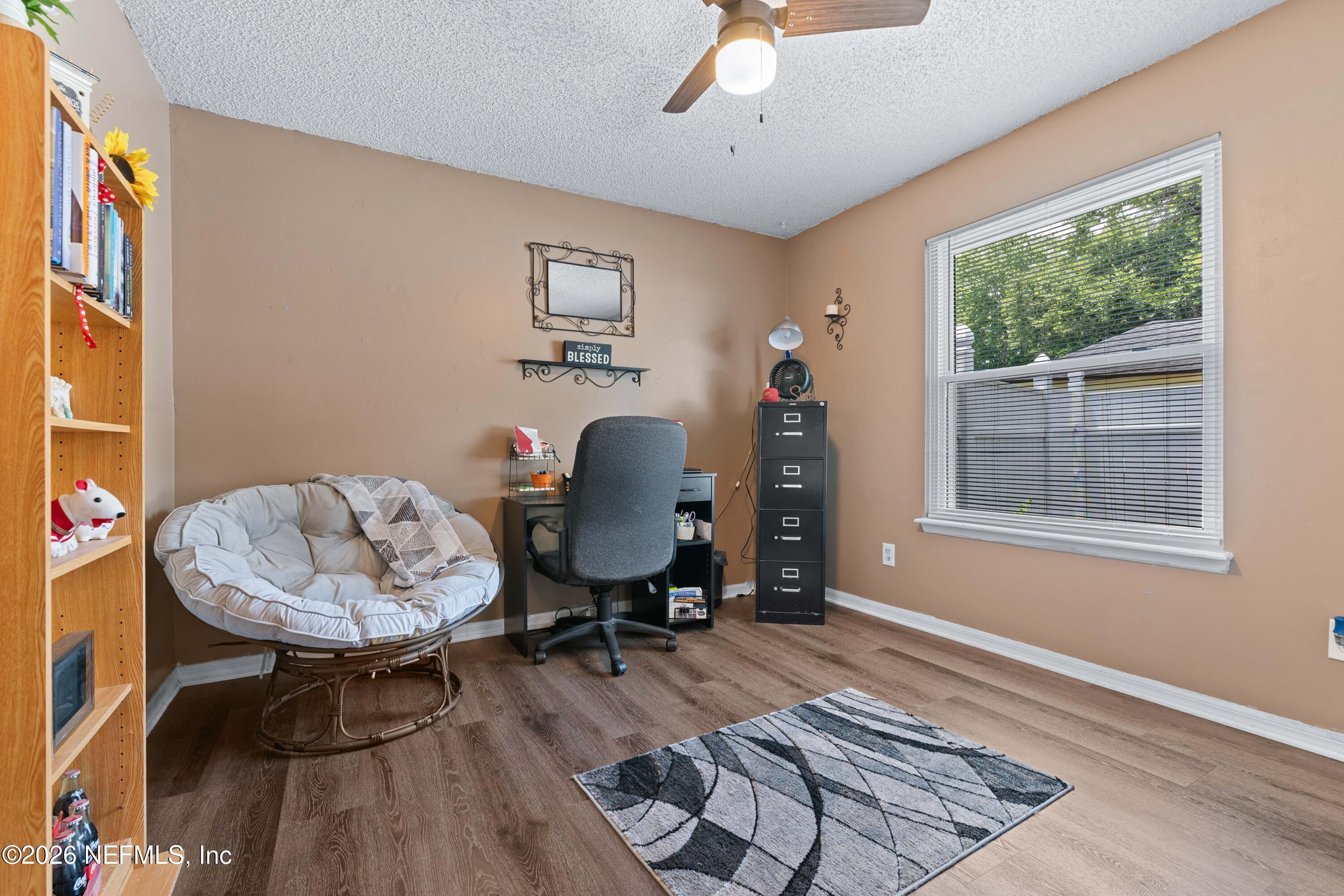 1563 Graduation Lane Middleburg, FL 32068 - Photo 19 of 27 1563 Graduation Ln-23