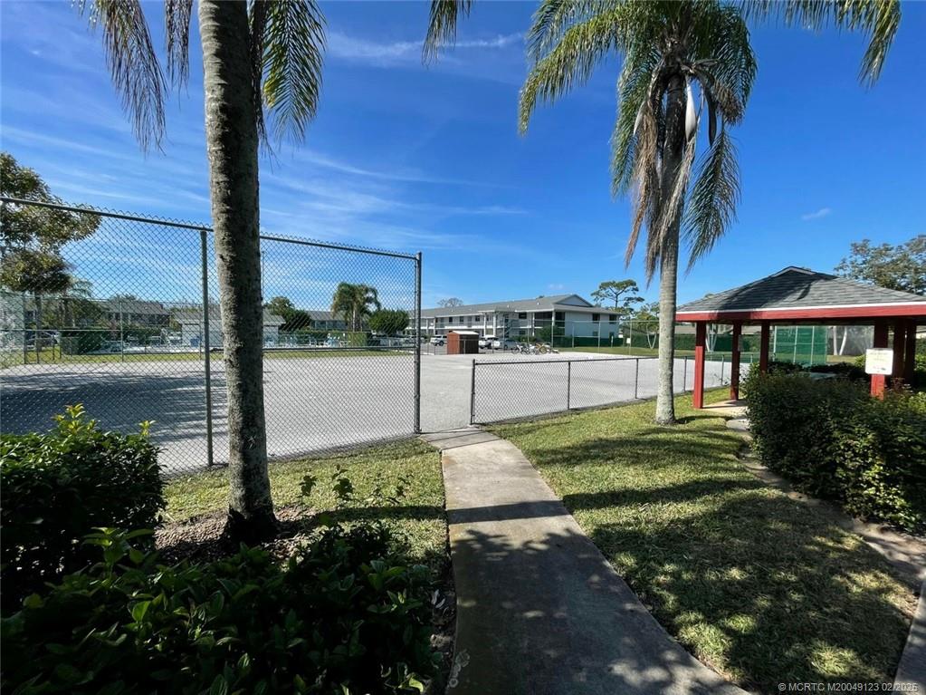 1270 Southeast Parkview Place, Unit B3 Stuart, FL 34994 - Photo 31 of 40 a view of a garden