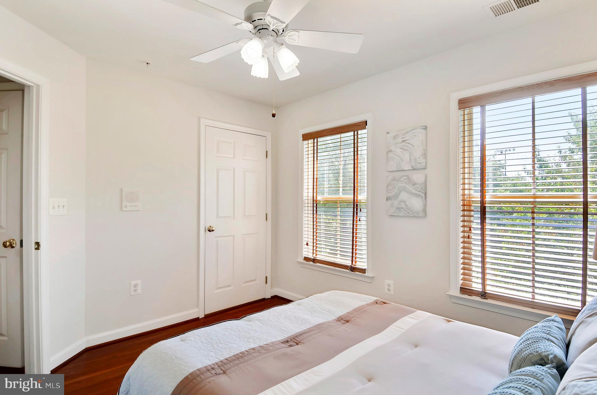 815 G Street Southwest Washington, DC 20024 - Photo 24 of 30 Bedroom