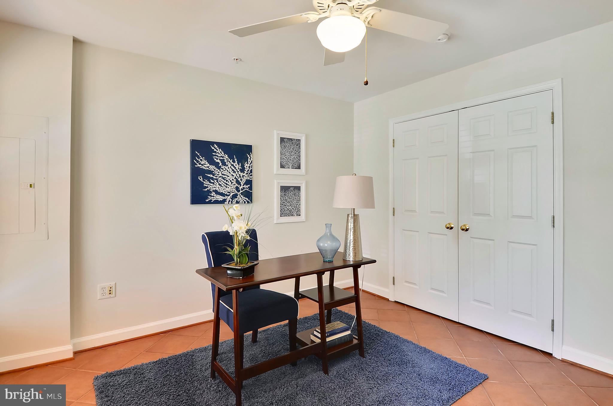 815 G Street Southwest Washington, DC 20024 - Photo 4 of 30 Bedroom