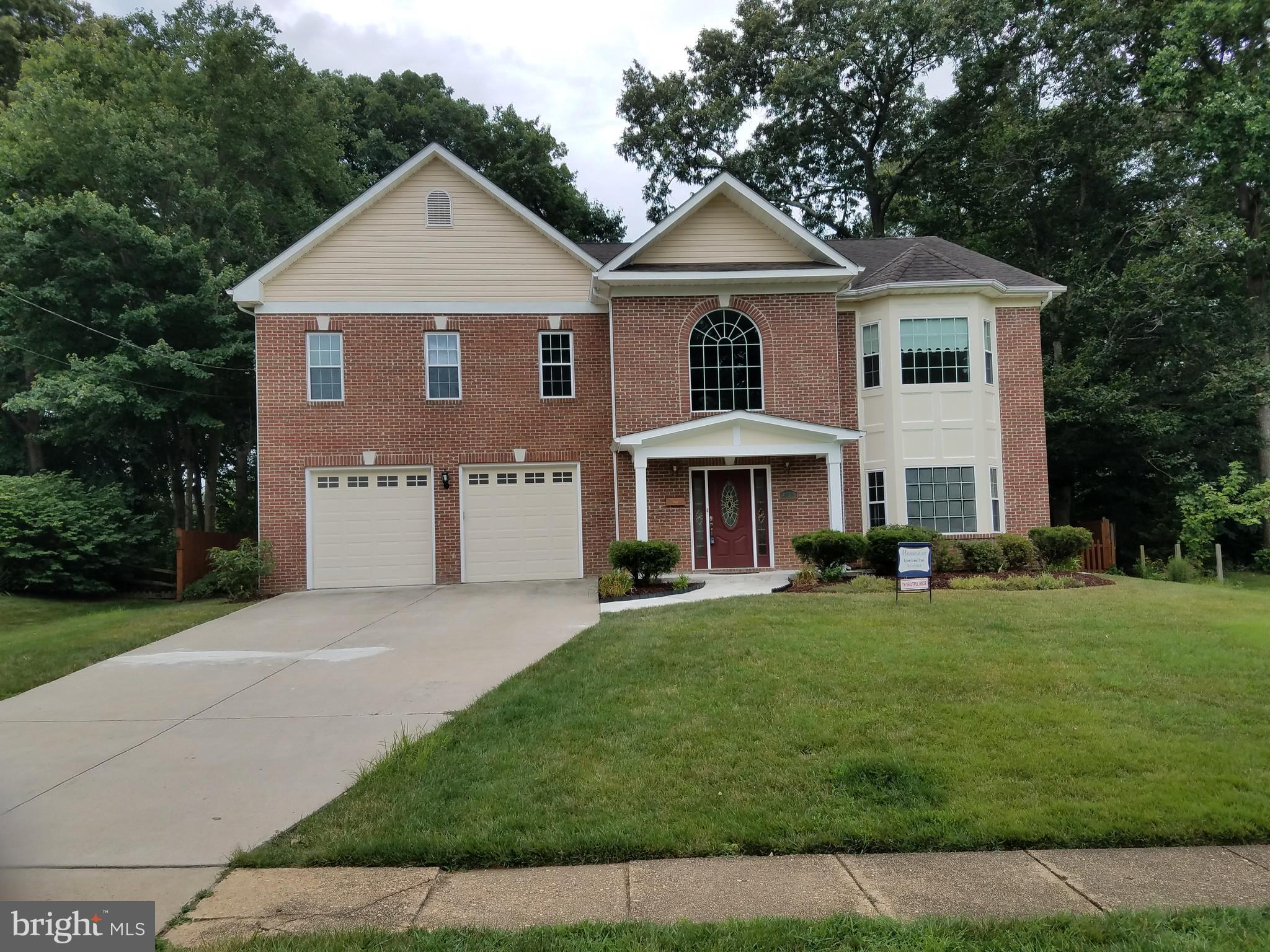 8135 Drayton Lane Springfield, VA 22151 - Photo 1 of 29 Exterior (Front)