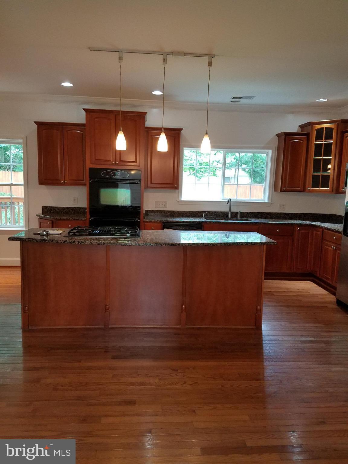 8135 Drayton Lane Springfield, VA 22151 - Photo 2 of 29 Kitchen