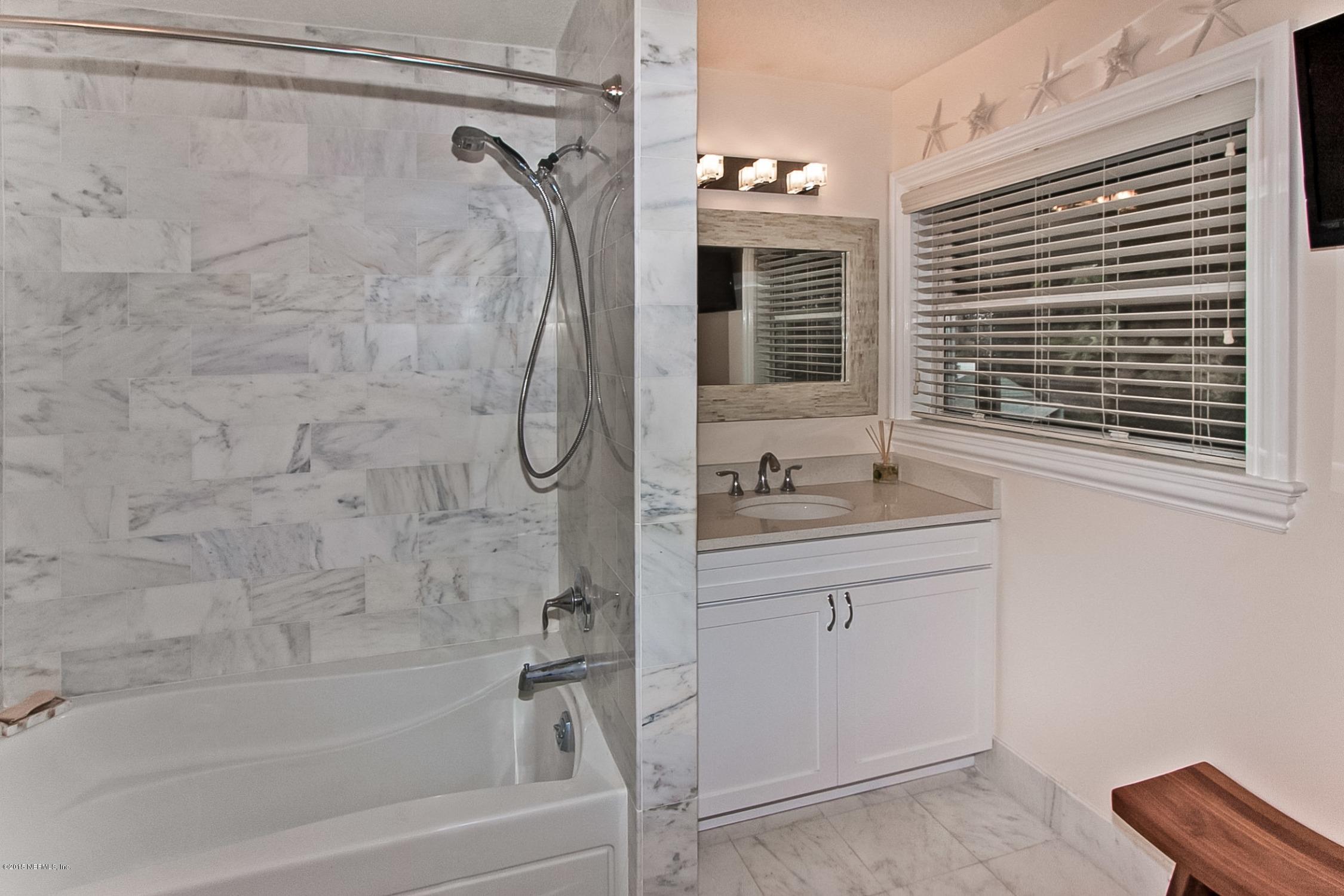 333 Micklers Road St. Augustine, FL 32080 - Photo 21 of 40 master_bathroom