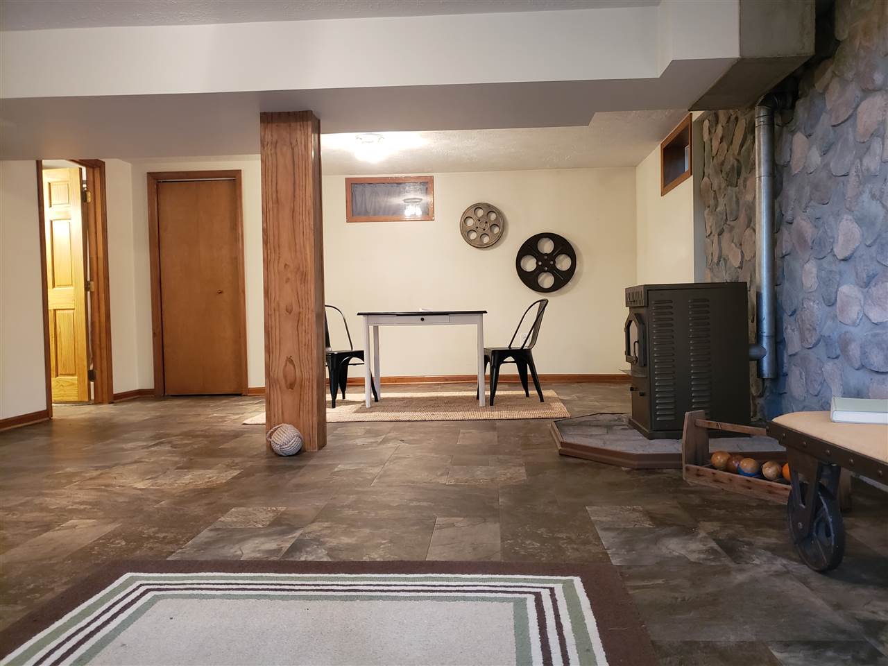 3640 Holiday Road Traverse City, MI 49686 - Photo 21 of 26 1879936-20.JPG