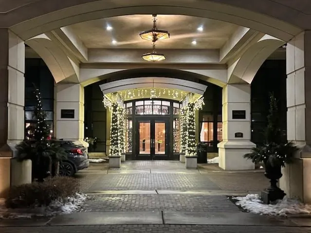 $420,000 | 500 East Grant Street, Unit 907, Minneapolis, MN 55404