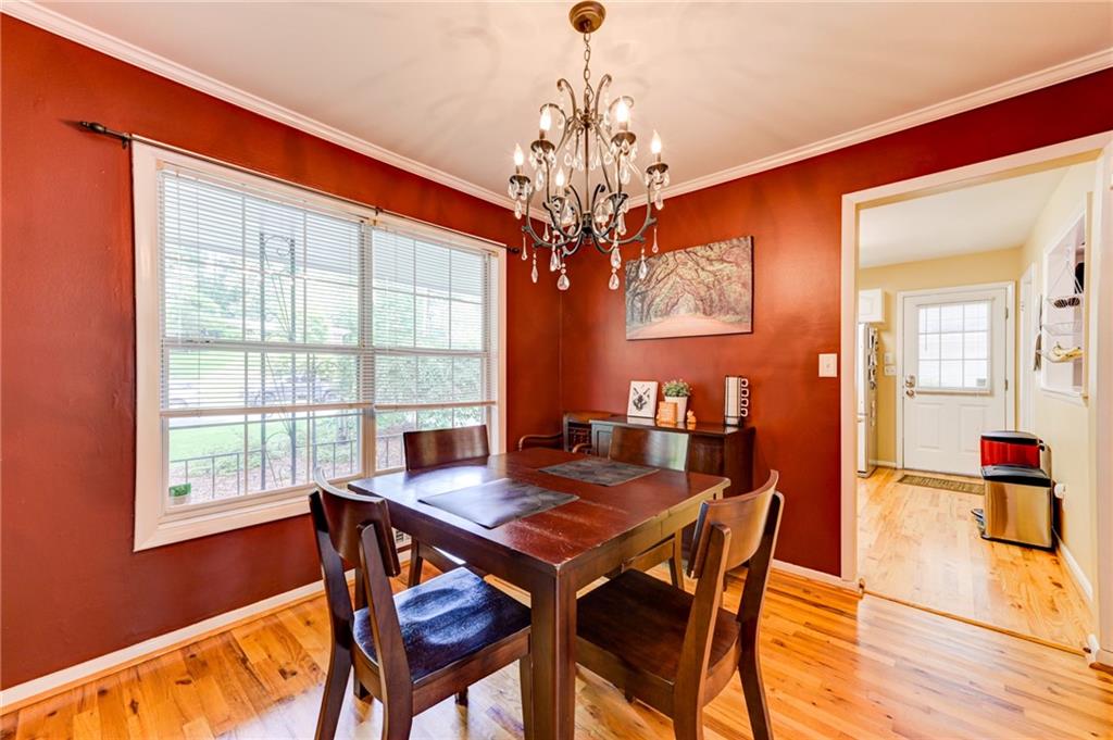 2423 Woodacres Road Northeast Atlanta, GA 30345 - Photo 7 of 39