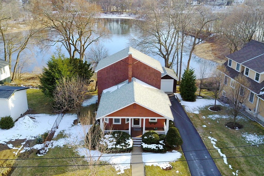 10 Chesterford Road Winchester, MA 01890 - Photo 2 of 24 Gallery Image 2